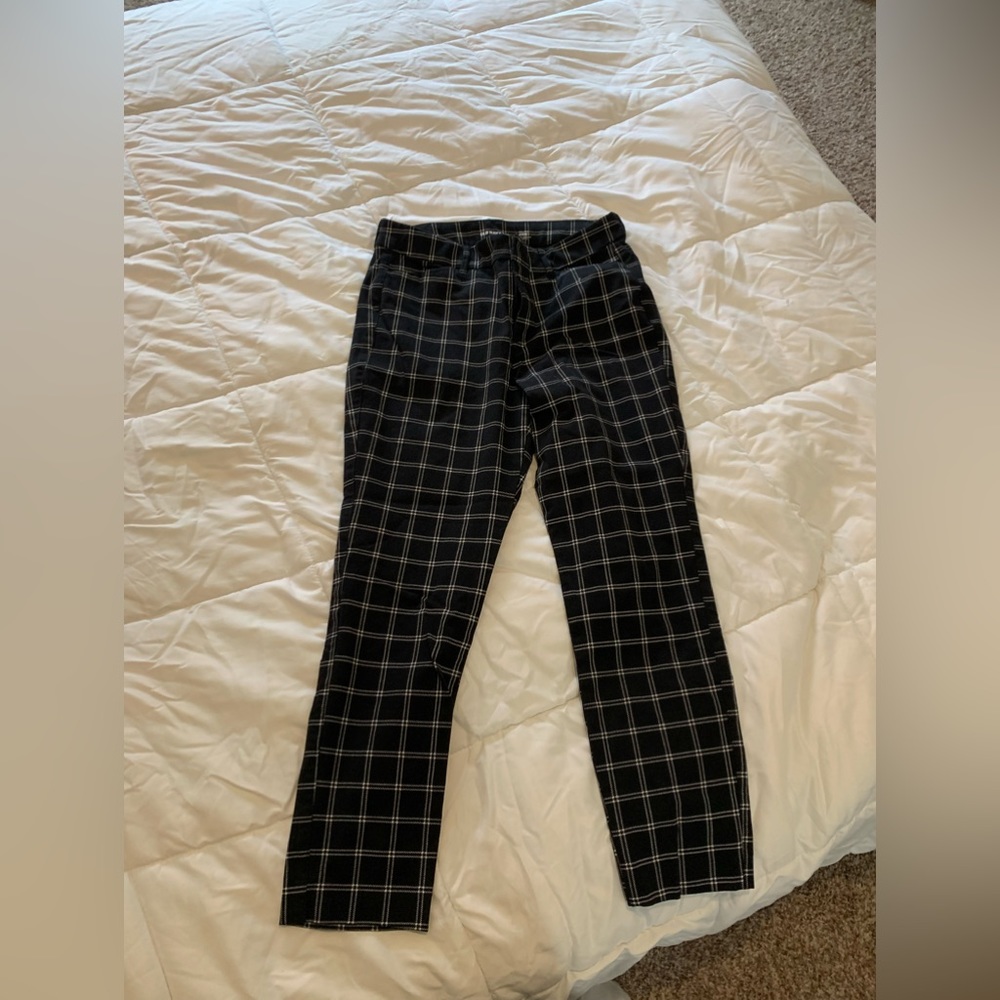 Old Navy Pixie Ankle Pants